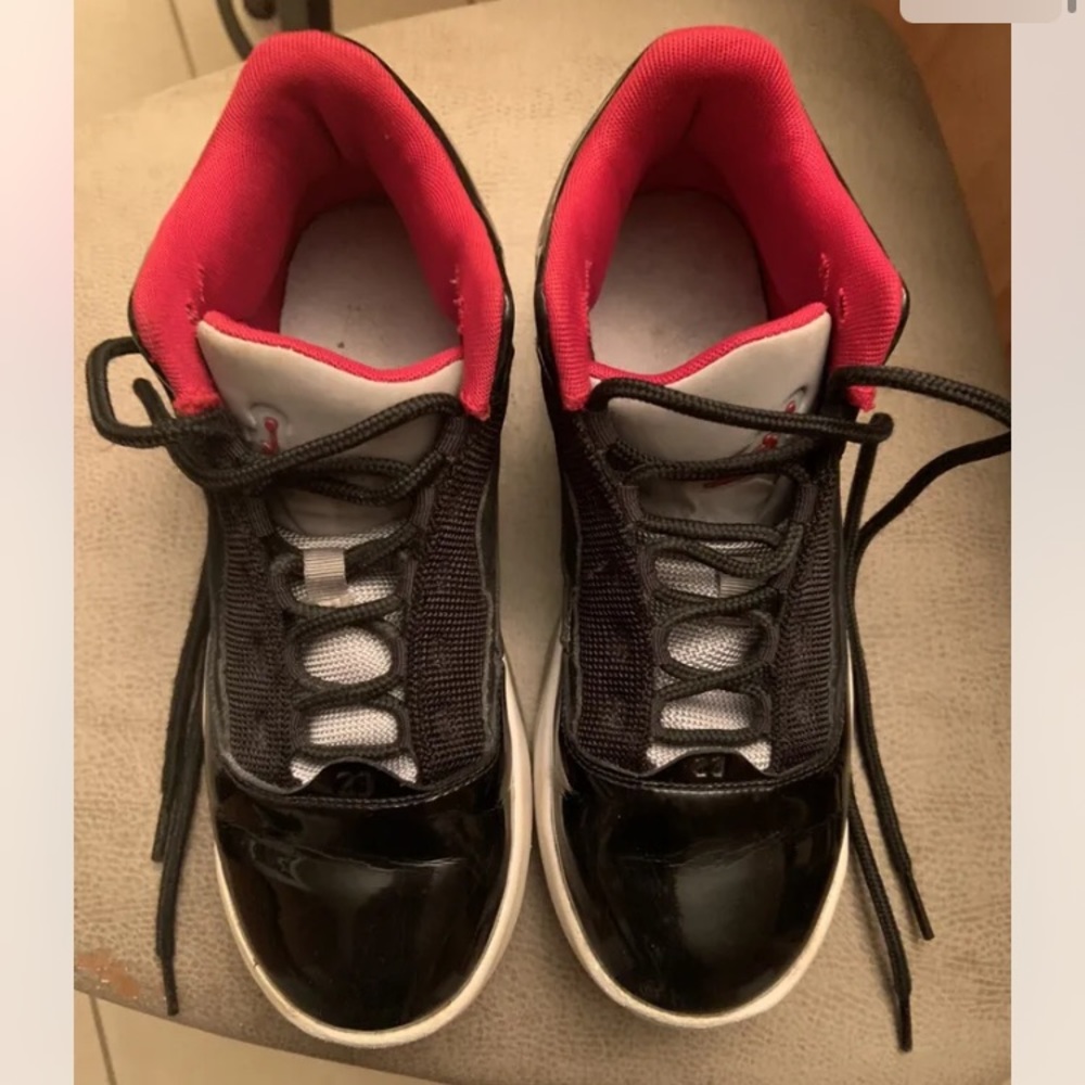 Nike Air Jordan Max Aura 2 gently used 5Y